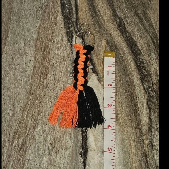 Macrame keychain - Picture 1 of 1